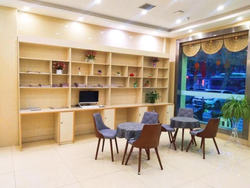 Shells Hanzhong City High Railway Station Renmin Road Hotel Exterior foto