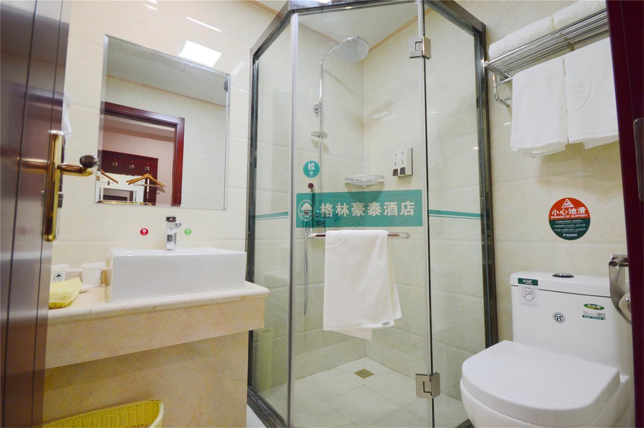 Shells Hanzhong City High Railway Station Renmin Road Hotel Exterior foto
